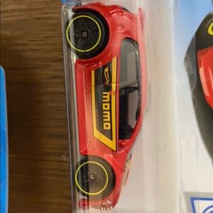 Meet your Posher, Derick